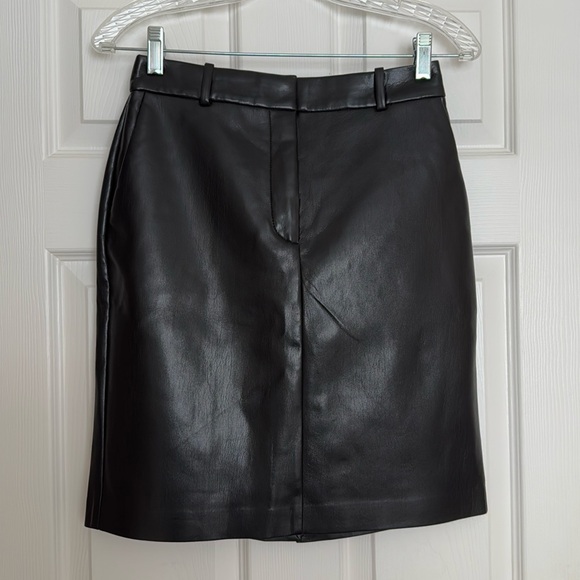 Aritzia Babaton Domi Black Pencil Leather Skirt 2 - Picture 1 of 6